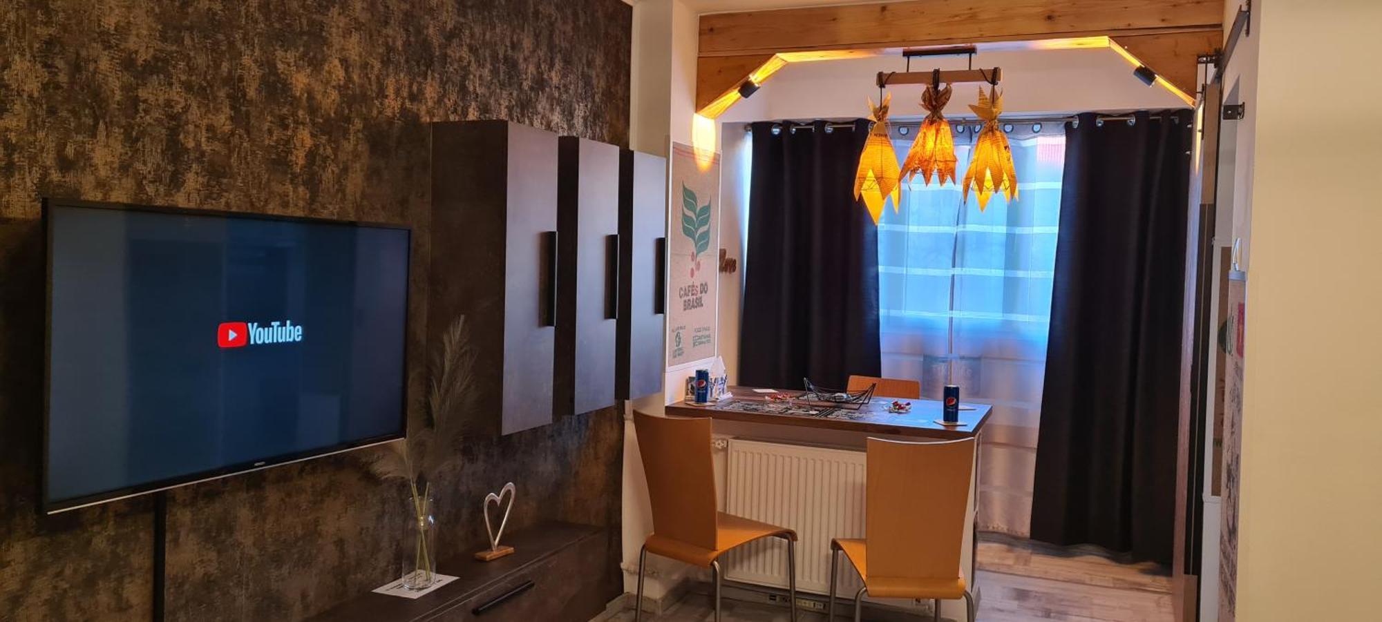Tiki'S Bar Studio Bukurešť Exteriér fotografie